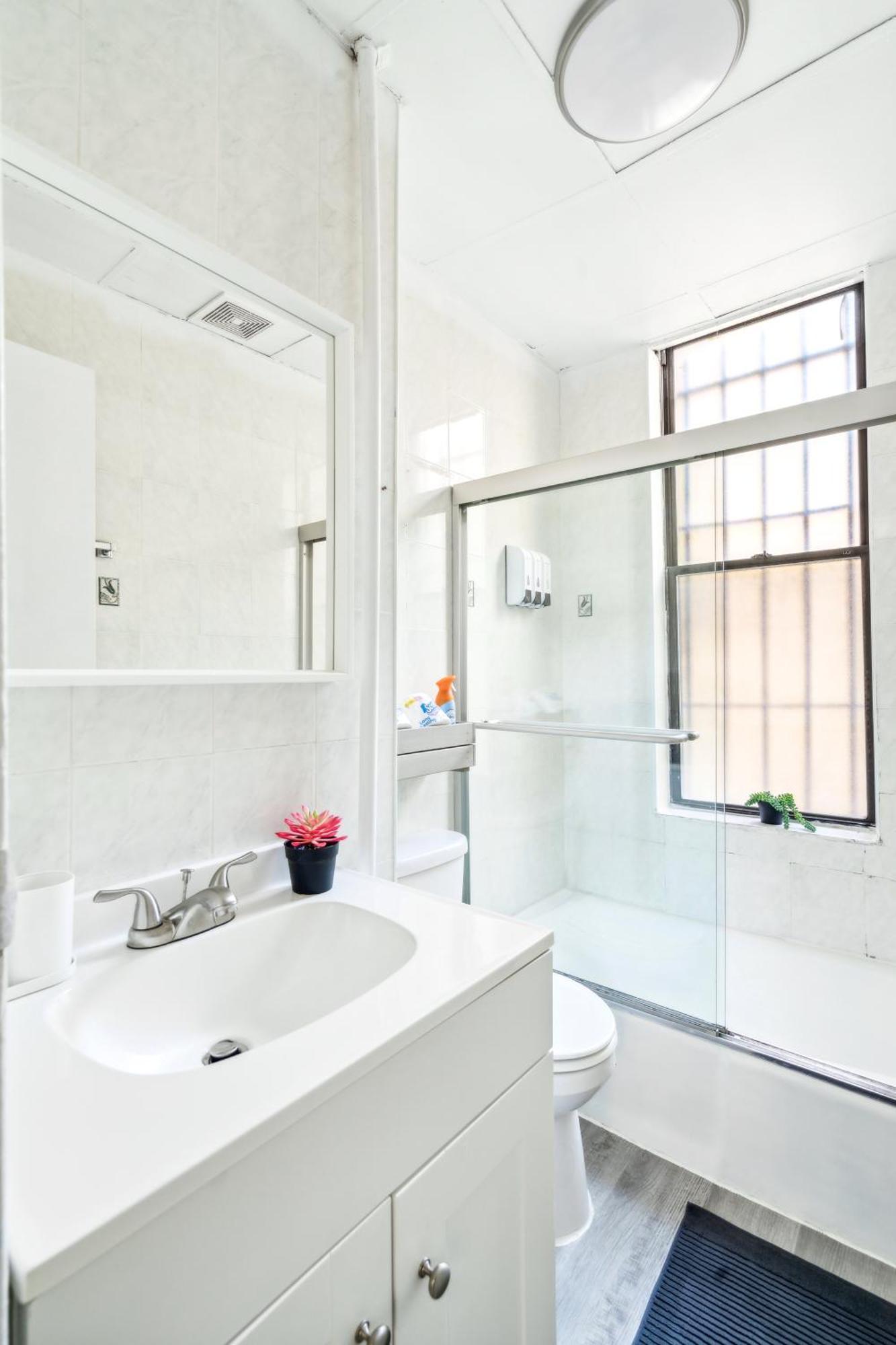 Apartamento 2 Bd Hidden Oasis In Lower Manhattan Nova York